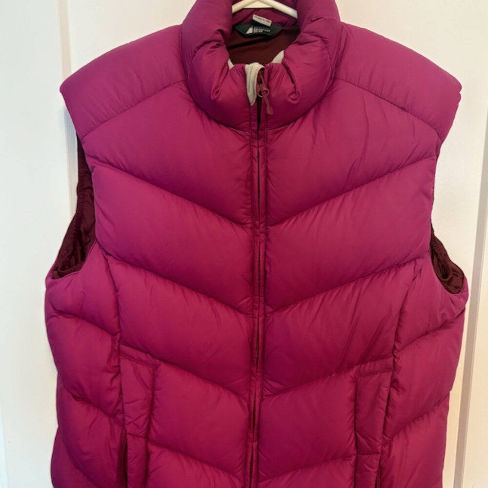 MEC Down Vest